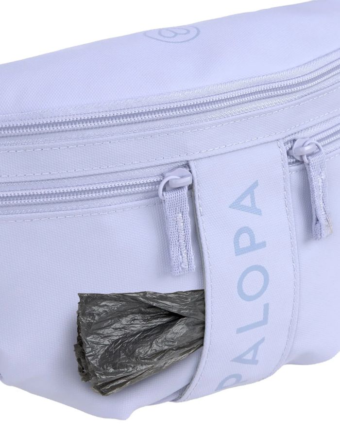 PALOPA Leckerlitasche Emma in Purple – funktionale Gassitasche mit abwaschbarem Leckerlifach, Reißverschlussfach & Kotbeutelspender. Tragbar als Crossbody oder Bauchtasche. Für Erwachsene.