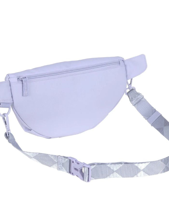 PALOPA Leckerlitasche Emma in Purple – funktionale Gassitasche mit abwaschbarem Leckerlifach, Reißverschlussfach & Kotbeutelspender. Tragbar als Crossbody oder Bauchtasche. Für Erwachsene.