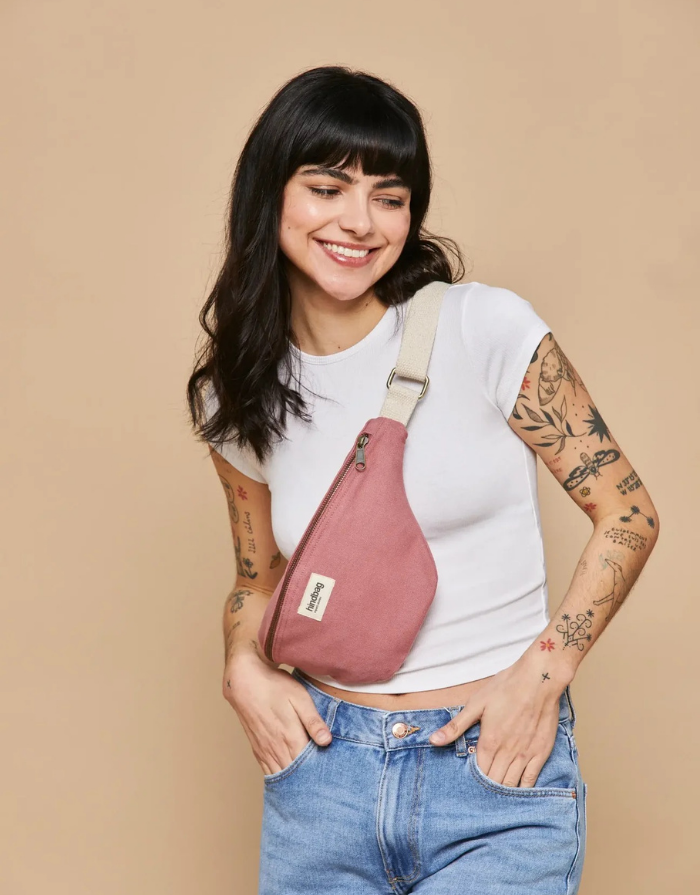Hindbag Fanny Pack Olivia in Blush aus GOTS-zertifizierter Bio-Baumwolle mit verstellbarem Schultergurt