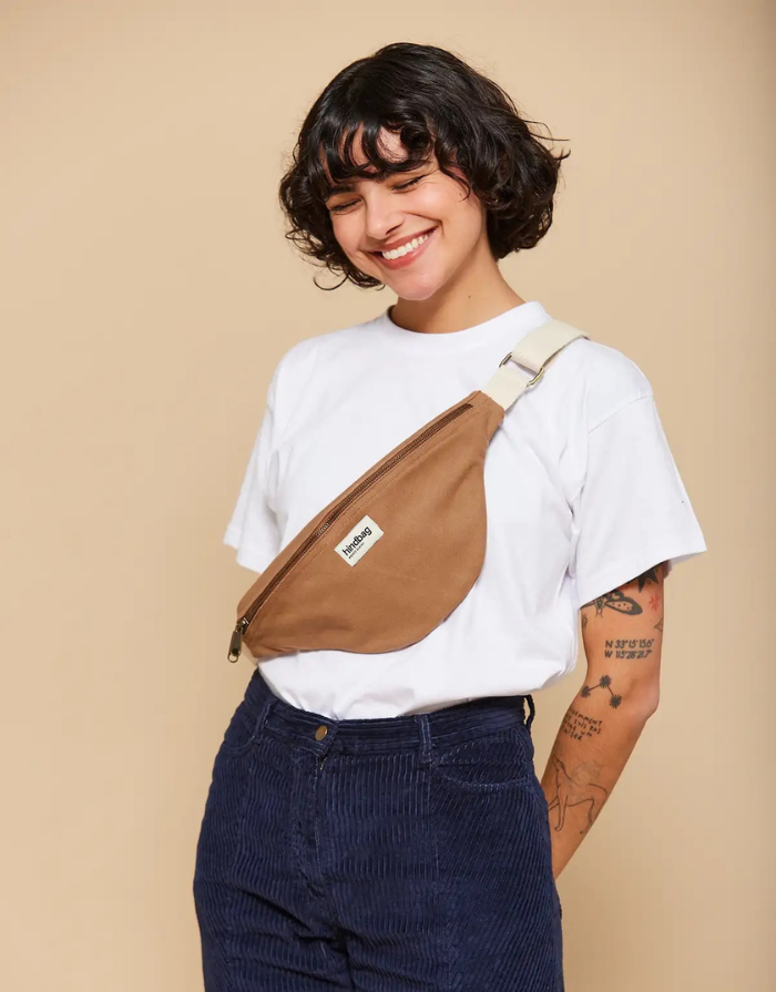 Hindbag Olivia Fanny Pack in Cannelle aus GOTS-zertifizierter Bio-Baumwolle mit verstellbarem Schultergurt