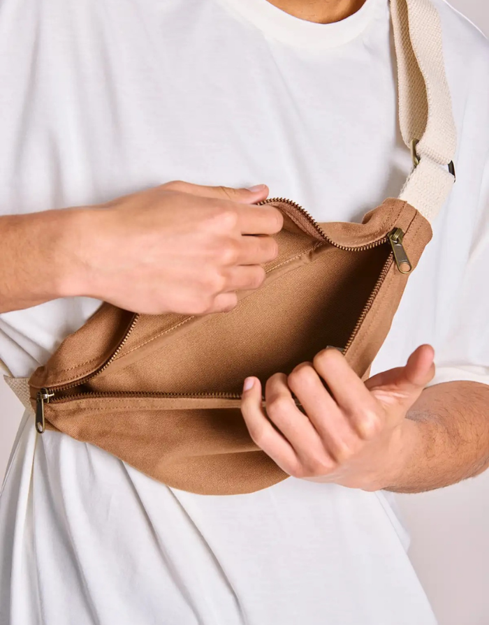 Hindbag Olivia Fanny Pack in Cannelle aus GOTS-zertifizierter Bio-Baumwolle mit verstellbarem Schultergurt