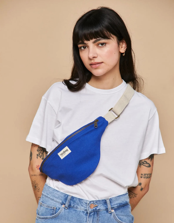 Hindbag Fanny Pack Olivia in Electric Blue aus GOTS-zertifizierter Bio-Baumwolle mit verstellbarem Schultergurt