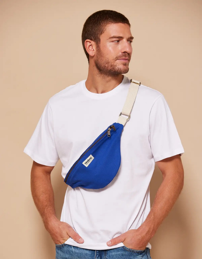 Hindbag Fanny Pack Olivia in Electric Blue aus GOTS-zertifizierter Bio-Baumwolle mit verstellbarem Schultergurt