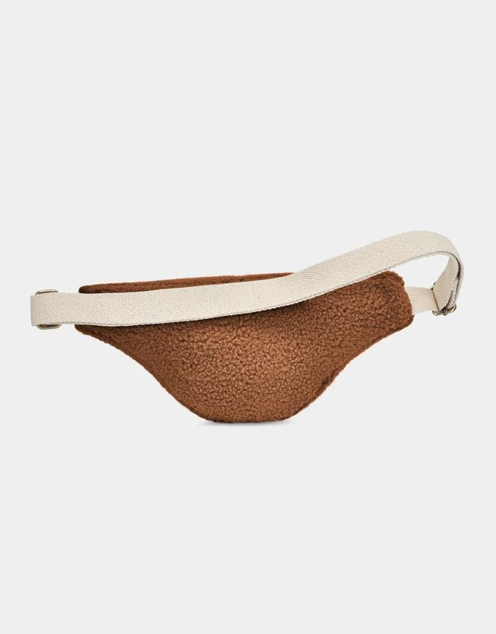  Hindbag Fanny Pack Olivia Teddy Braun aus weichem Teddy-Material mit verstellbarem Gurt.