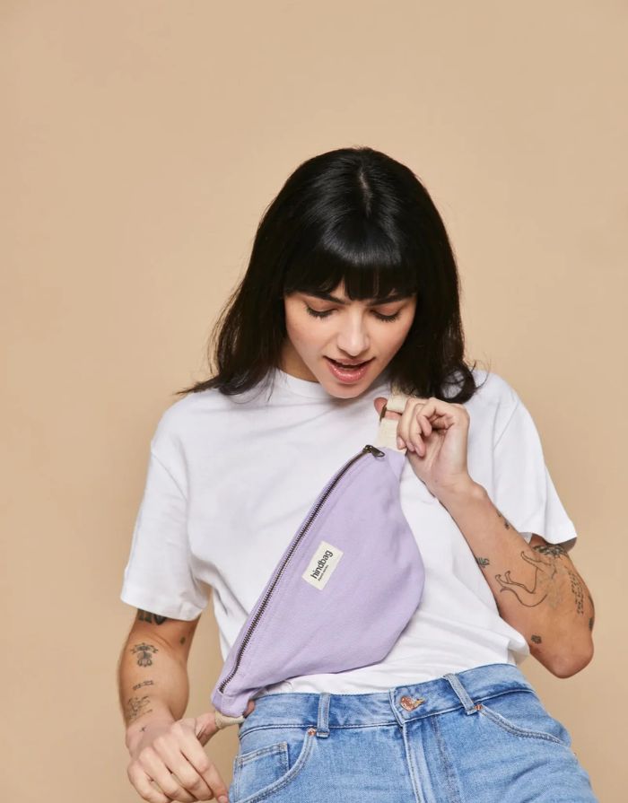 Hindbag Fanny Pack Olivia in Lila aus Bio-Baumwolle mit verstellbarem Gurt.