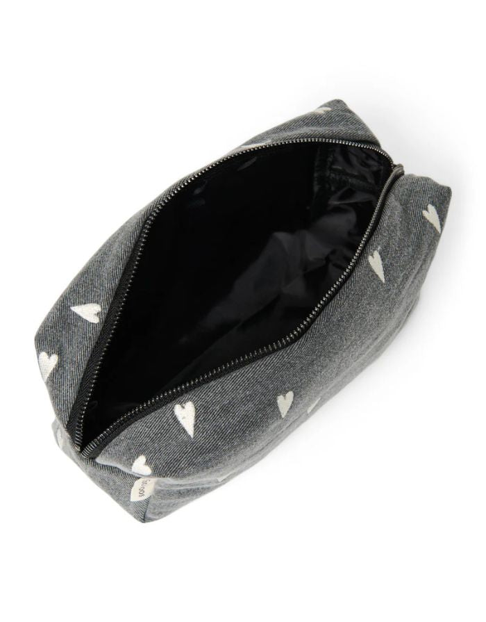 Studio Noos Denim Grey Pouch – vielseitige Kosmetiktasche und Windeltasche aus 100% Baumwolle, praktische Aufbewahrungstasche in Grau, Maße 9x24x9 cm.