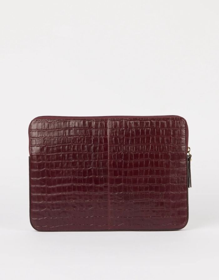  O MY BAG Laptophülle Croco Cherry Red – elegante Laptop Sleeve für 13”/14” mit Croco-Prägung und Innenriemen.