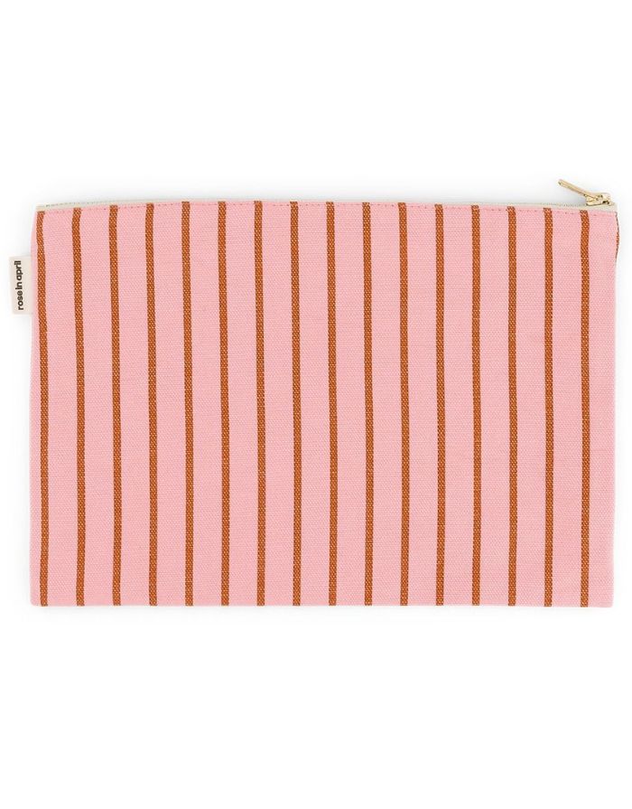 Flatlay der Lili Pouch Kosmetiktasche in Rosa Braun gestreift