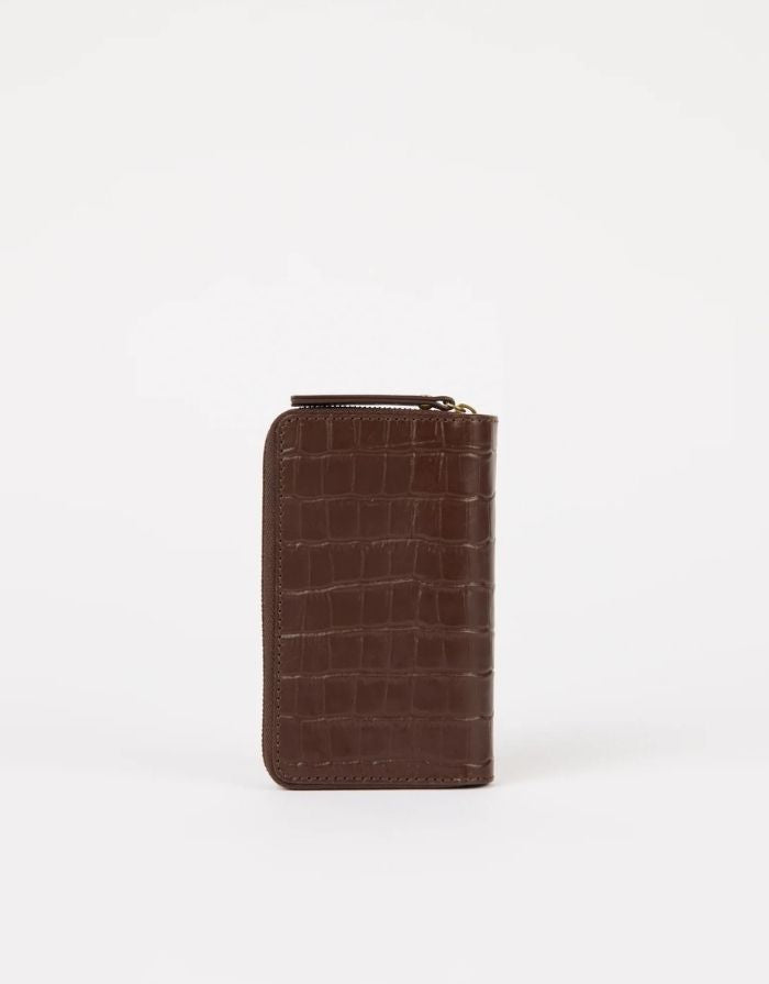  O MY BAG Jett Wallet Croco Chocolate – kompaktes Portemonnaie mit Croco-Prägung, Münzfach und Kartenfächern.