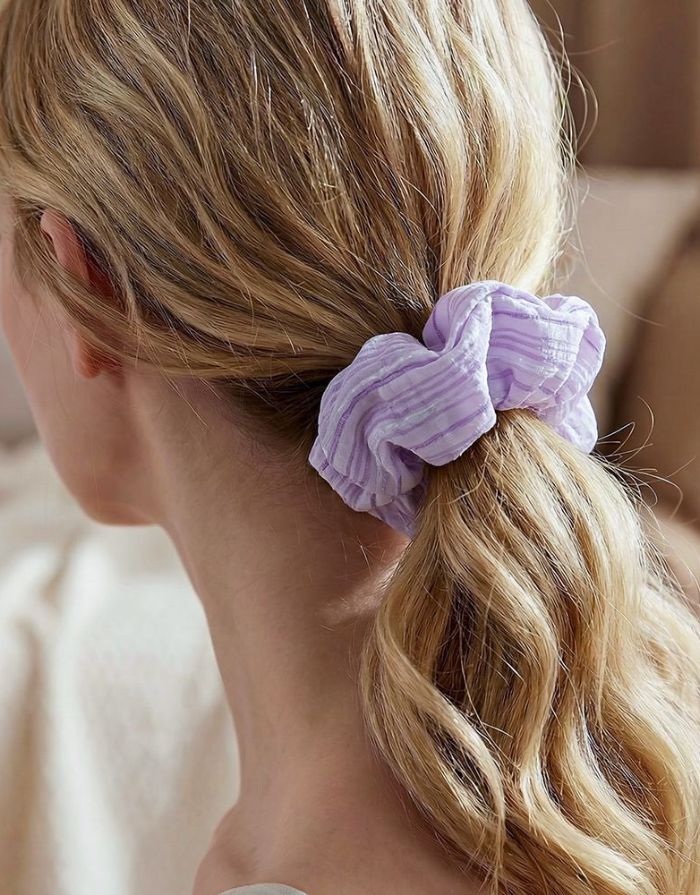  Pastellfarbenes elastisches Scrunchie in Lila