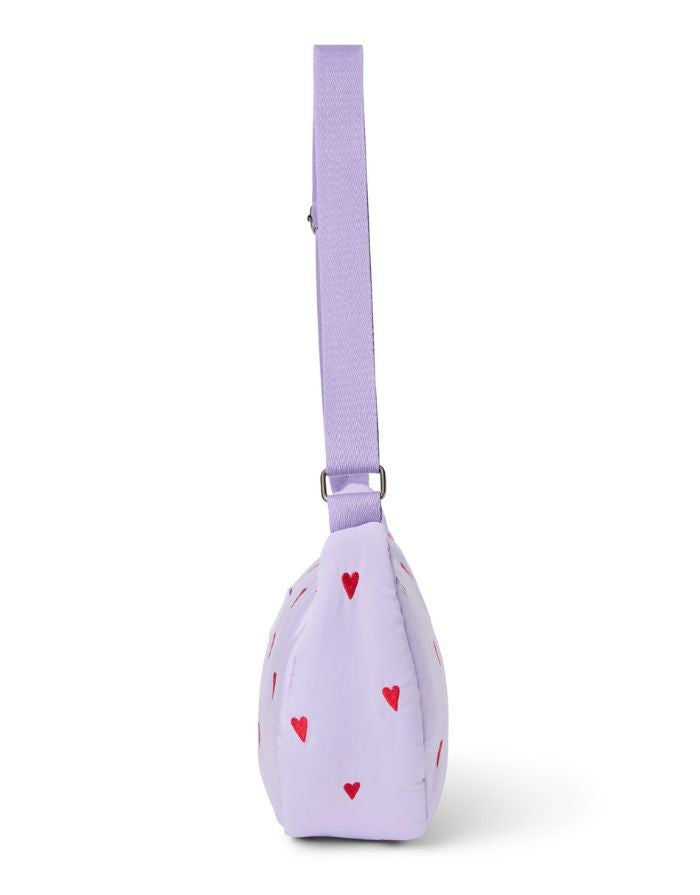 Studio Noos Fanny Pack Puffy Purple Hearts mit Herzmuster in Lila.
