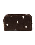Schokoladenbraunes Täschchen Chocolate Teddy Hearts von Studio Noos aus weichem Teddy-Material mit gestickten Herzen zur Aufbewahrung kleiner Essentials.