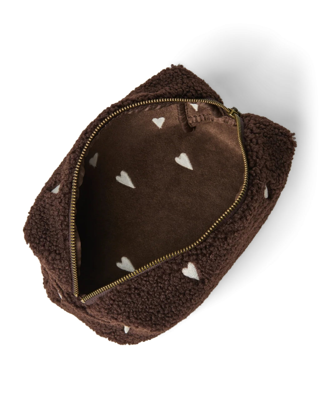 Schokoladenbraunes Täschchen Chocolate Teddy Hearts von Studio Noos aus weichem Teddy-Material mit gestickten Herzen zur Aufbewahrung kleiner Essentials, geöffnet.