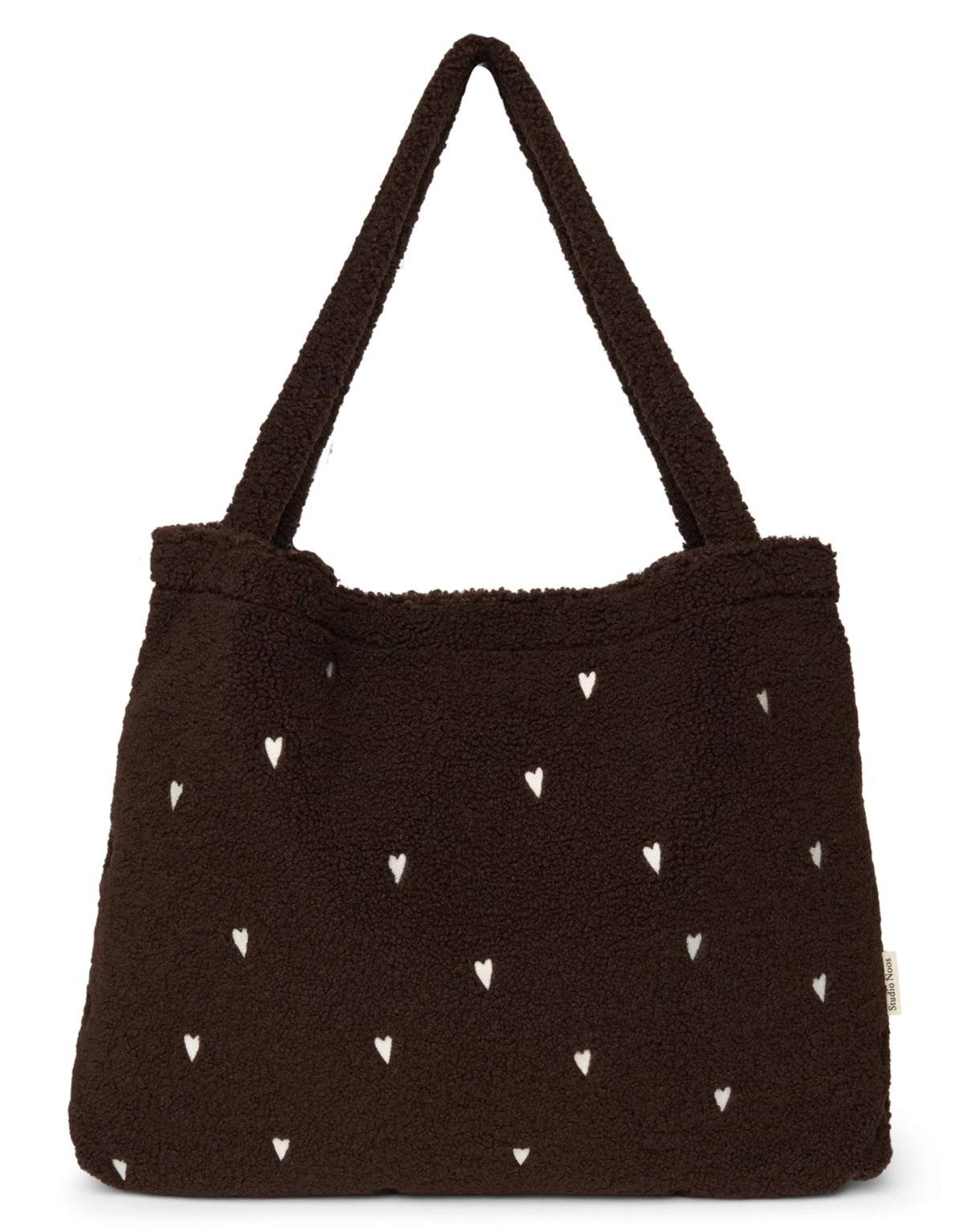 Schokoladenbraune Mom Bag Chocolate Teddy Hearts von Studio Noos aus weichem Teddy-Material mit gestickten Herzen und langen Tragehenkeln.