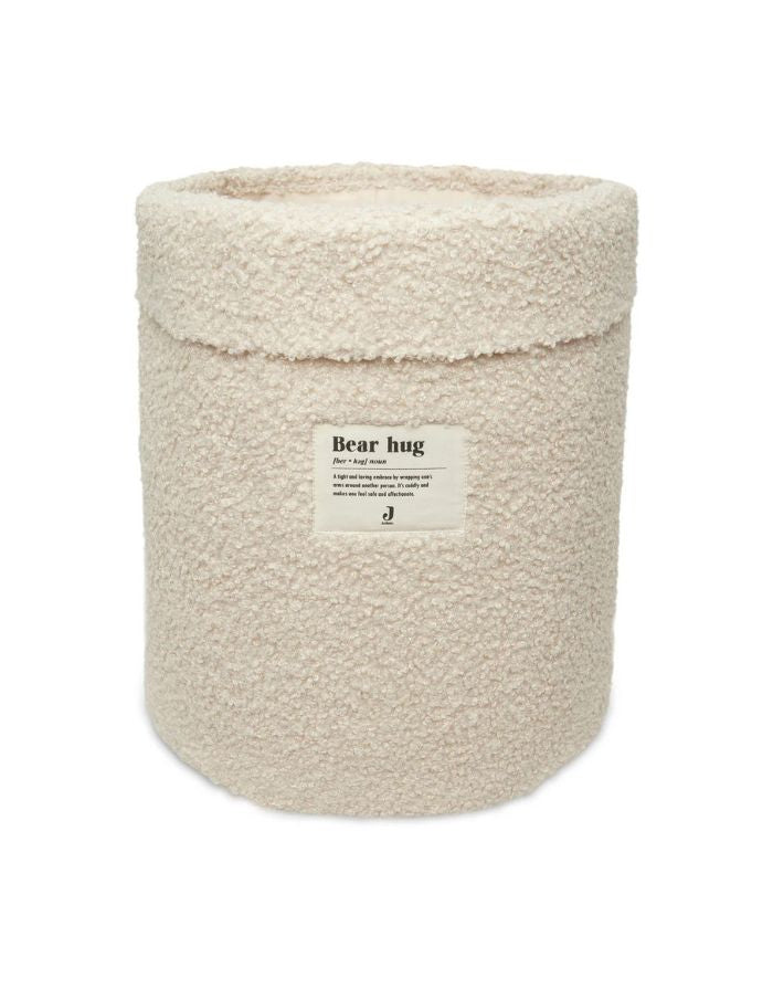 Jollein Aufbewahrungskorb Bouclé Naturel aus weichem Bouclé-Stoff mit Bear-Hug Logo.