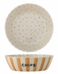  Bloomingville Chips Schale bunt aus Steingut mit handbemalten Streifen, Punkten und gewelltem Rand.
