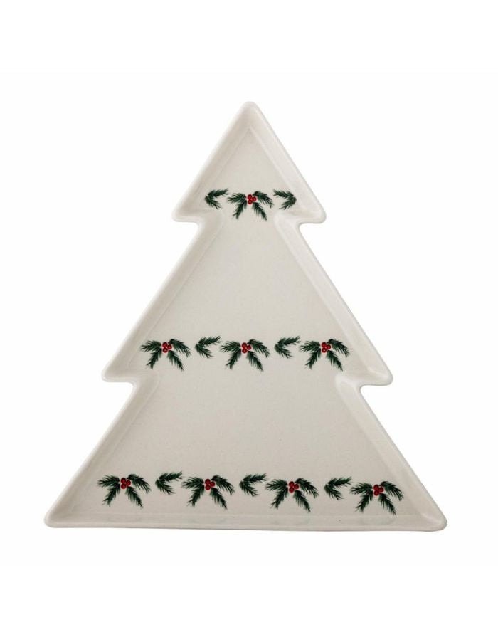 Servierplatte Berry von Bloomingville in Weihnachtsbaum Form aus Steingut mit Tannenzweigen Decor als Freisteller 