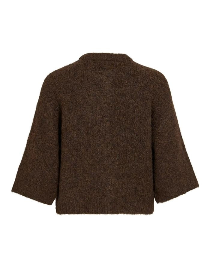 Brauner Vimarley 3/4 Cardigan von VILA in Coffee Bean mit Knöpfen an der Vorderseite und 3/4-Ärmeln als Freisteller von hinten