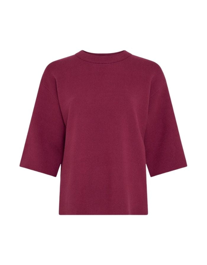 Roter Agatha East 3/4 Feinstrickpullover von MSCH Copenhagen mit Rundhalsausschnitt, weiten 3/4-Ärmeln und lockerer Passform als Freisteller von vorne