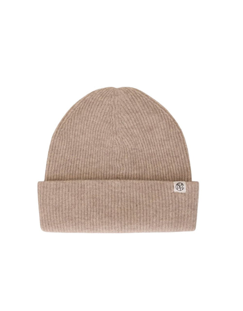 Hellgrau melierte Beanie Lowee Icon von MSCH Copenhagen aus 100 % RWS-zertifizierter Merinowolle mit Umschlag und dezentem MSCH-Logo.