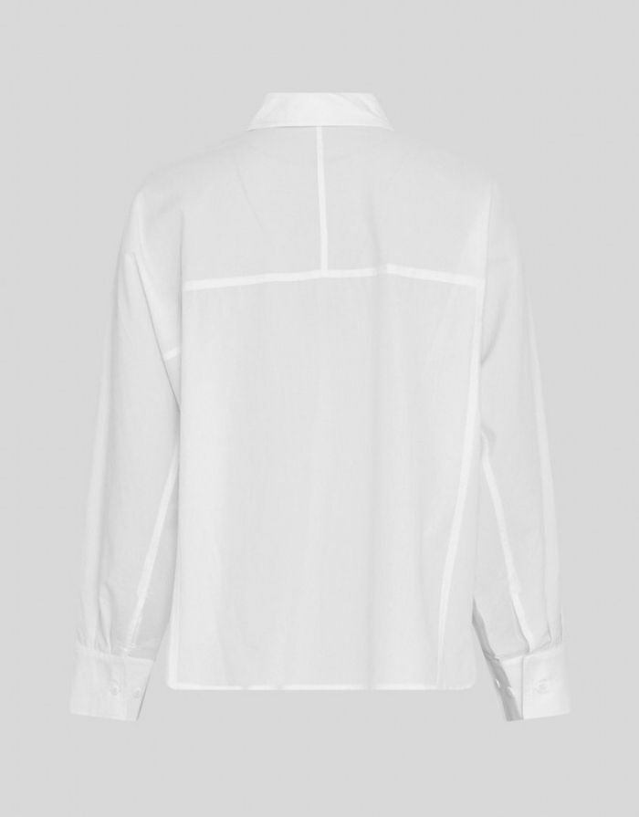 Weiße Bluse Susana Selmina von MSCH Copenhagen in Bright White mit Hemdkragen, langen Ärmeln, Knopfleiste und Kontrastpaspeln.