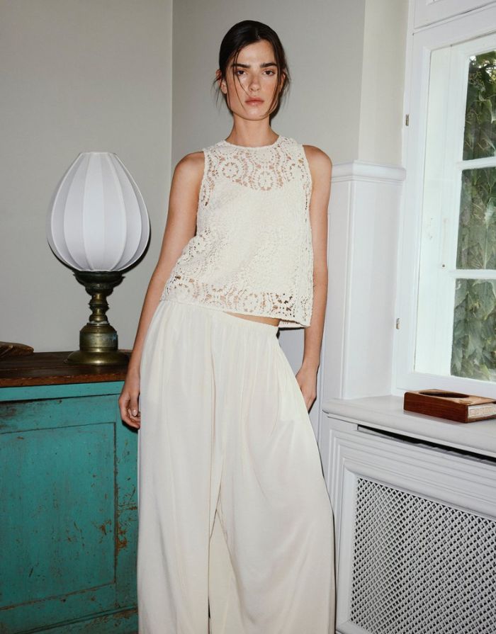 MSCH Copenhagen Hose Keandra Bleached Sand in Beige mit weiter Passform und elastischem Bund.