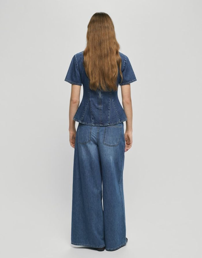 MSCH Copenhagen Jeans Turig Alena Mid Blue Wash mit extra weitem Bein.