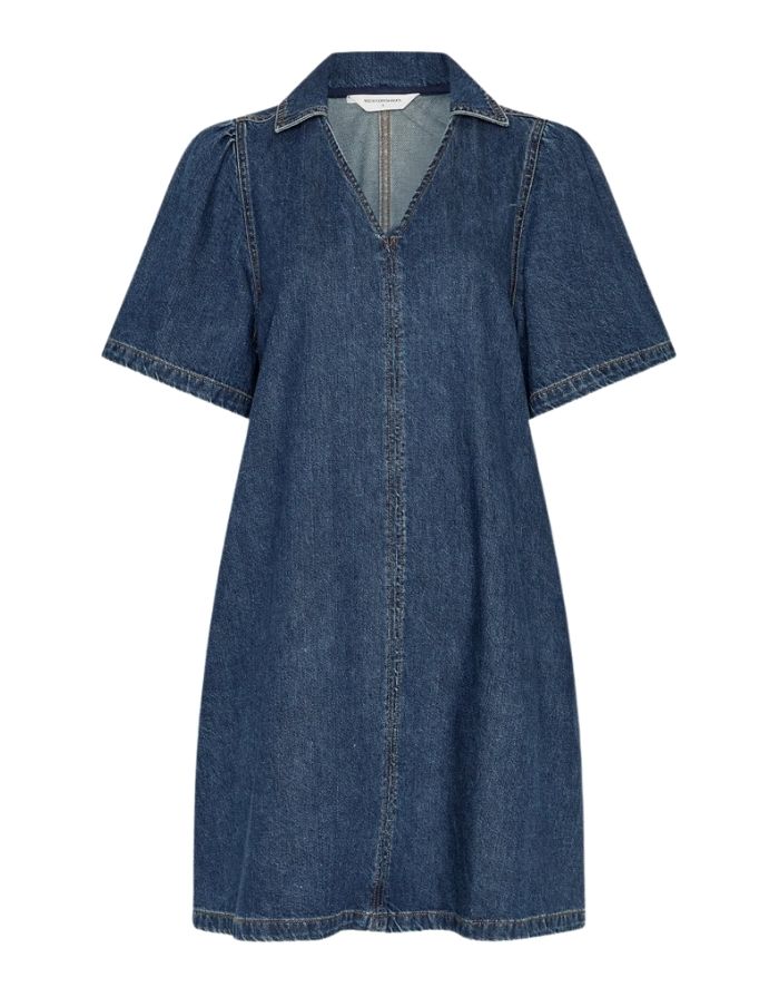 Jeanskleid Manna Alena von MSCH Copenhagen in Mid Blue Wash mit 2/4-Ärmeln und lässiger Denim-Optik.
