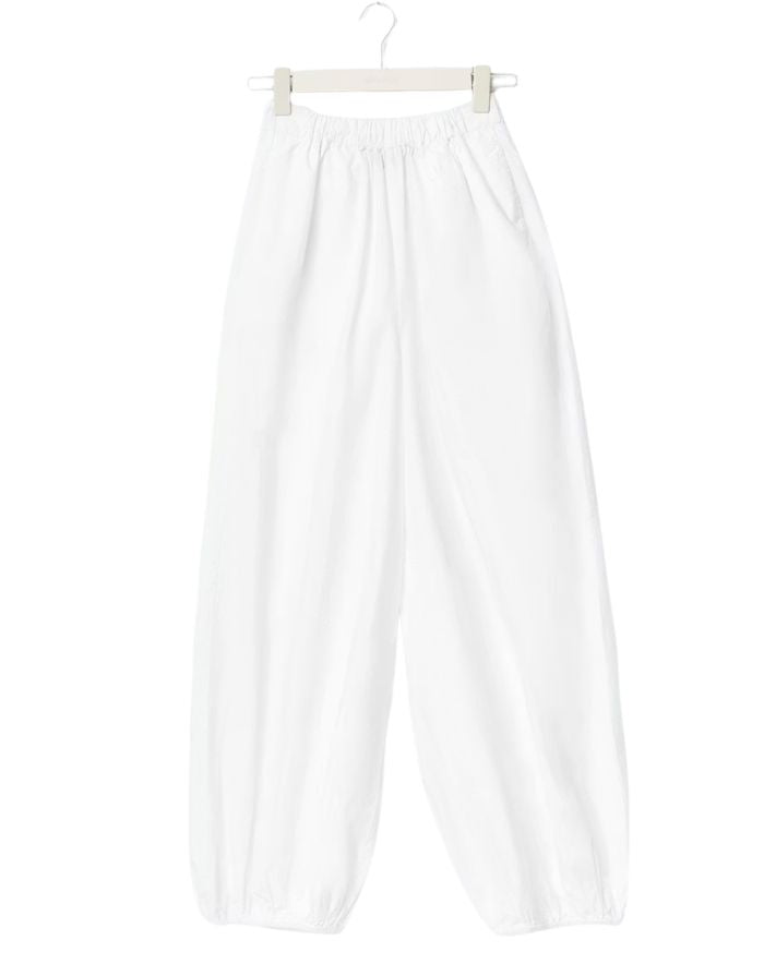 Gina Tricot weiße Ballonhose aus Baumwolle mit elastischem Bund und weitem Bein.