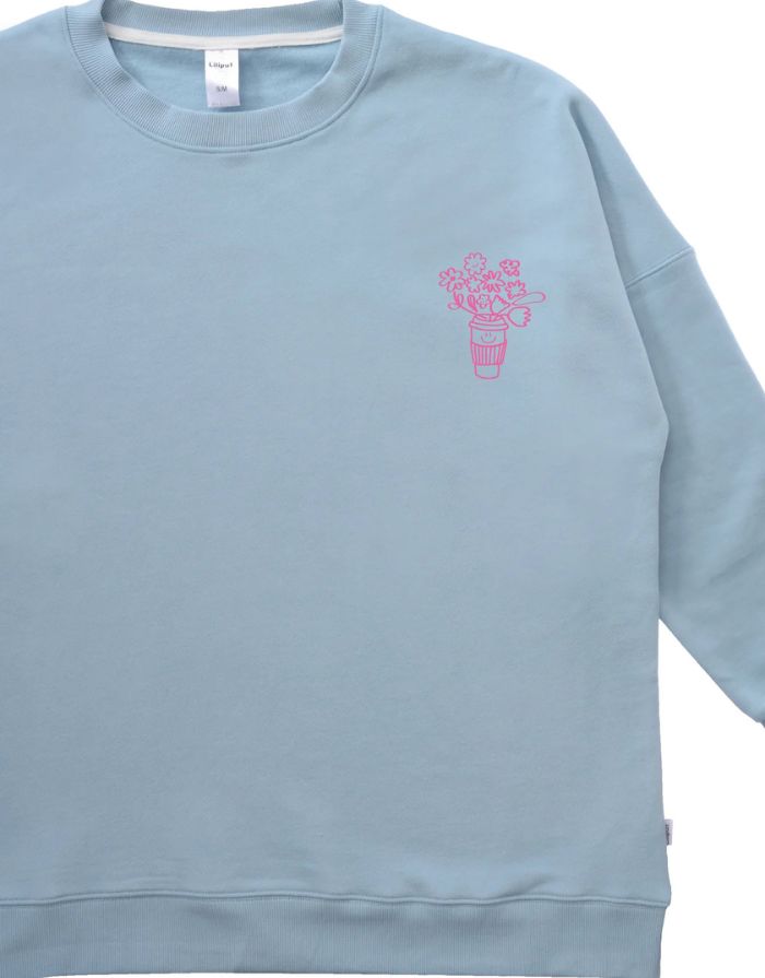 Liliput Sweatshirt Hellblau – Rückseite mit blühender Coffee Cup und Schriftzug