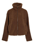 Teddyjacke Vimelusa von VILA in Rain Drum mit hohem Kragen, Reißverschluss und weicher flauschiger Oberfläche.