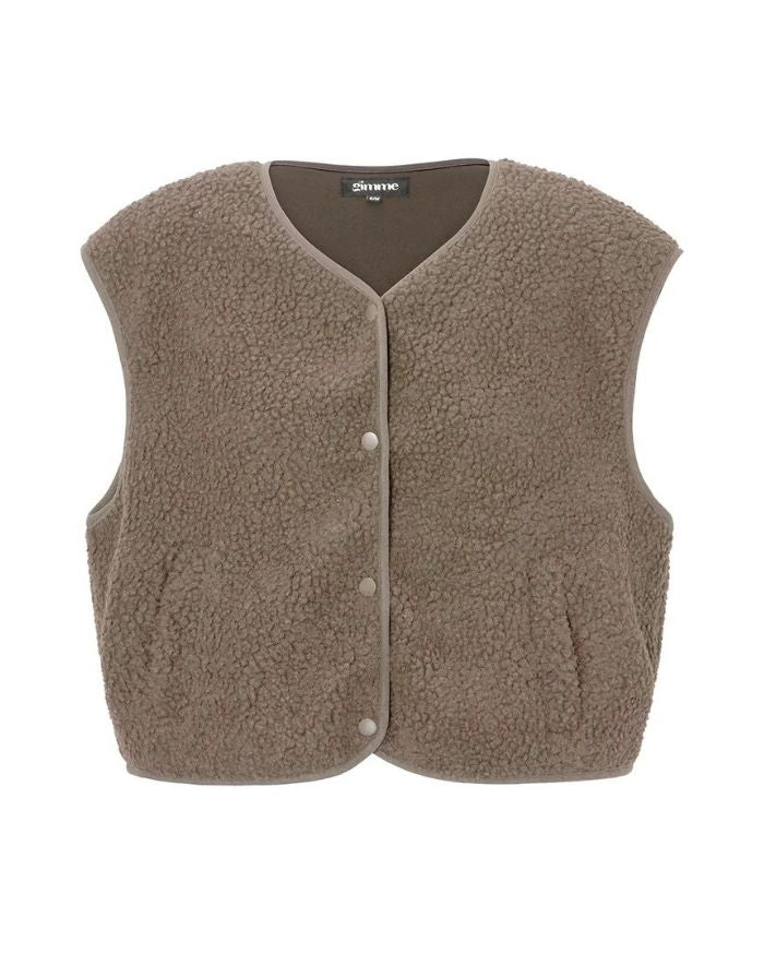 Nordlykk Teddyweste für Damen in Coffee Brown, ärmellose Weste aus Polyester mit Fronttaschen und minimalistischer Passform