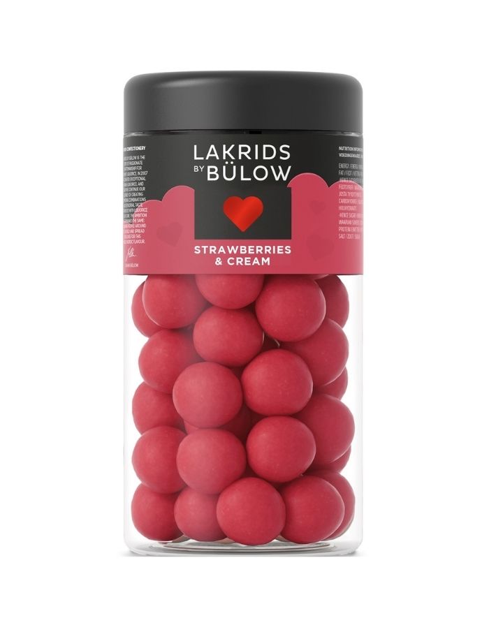 Lakrids by Bülow Strawberry & Cream Lakritz mit weißer Schokolade, Erdbeere und Sahne.