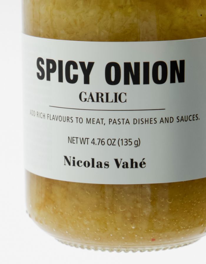 Nicolas Vahé Spicy Onion & Garlic Aufstrich – würzig-pikanter Mix aus Zwiebel, Knoblauch, Pecorino und Chili, 135 g.
