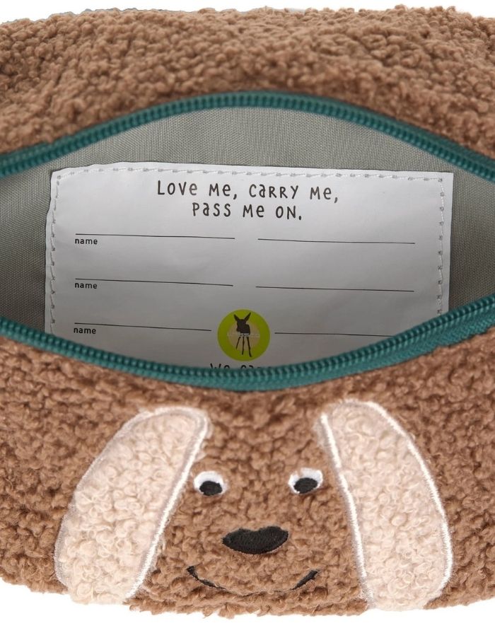 Braune Bauchtasche Tiny Team Hund von LÄSSIG mit Teddy-Fleece, 3-D-Hundestickerei und verstellbarem Gurt für Kinder.