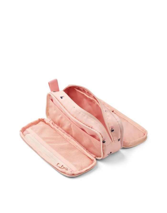Liewood Federmäppchen Cherry Heart/Rosey mit mehreren Reißverschlussfächern und praktischem Organisationssystem geöffnet von der Seite