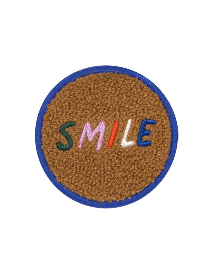 LÄSSIG Patches Set Little Gang Smile Fun mit Smiley- und FUN-Motiv aus 100 % Polyester, zum individuellen Gestalten von Taschen und Rucksäcken.