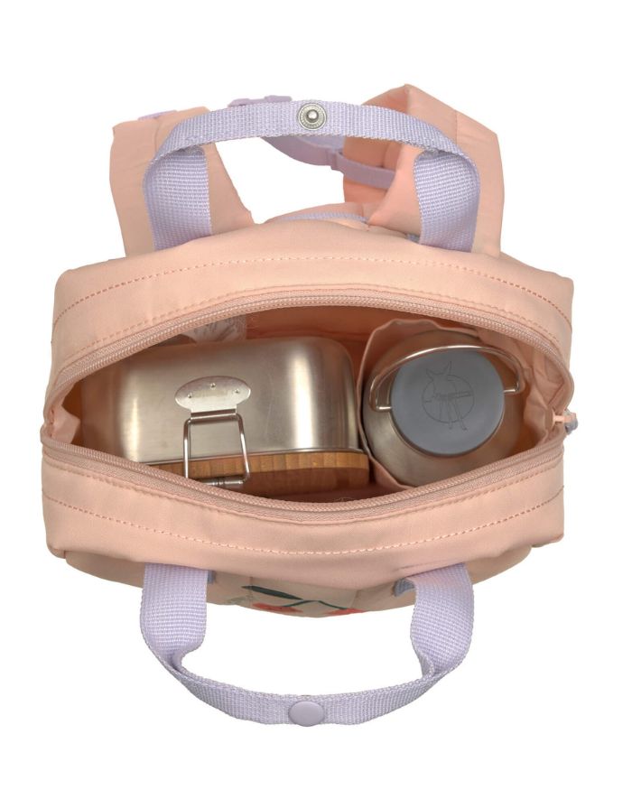 Kinderrucksack Square Little Gang von Lässig in Cherry Peach mit gestepptem Oberstoff, Stickereien und 7 l Volumen, aus recyceltem Polyester, ideal für Kindergarten und Ausflüge.