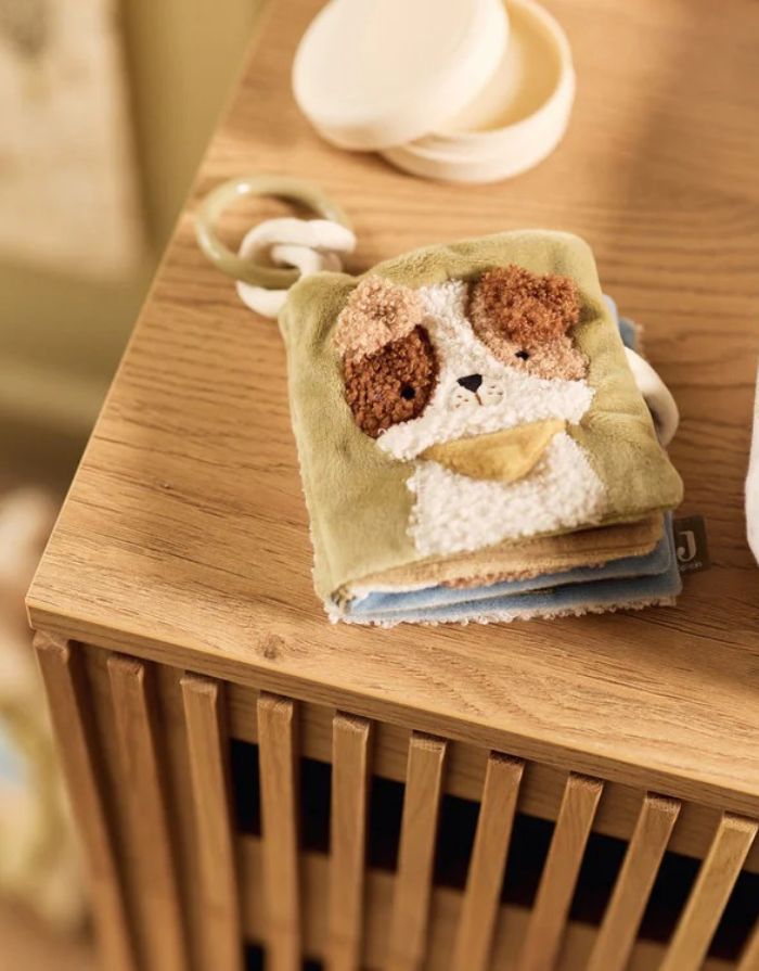 Jollein Aktivitäts-Stoffbuch „Tiny Park“ – weiches Babybuch mit Tiermotiven, Knisterelementen, Spiegel und Bäumchen, CE-zertifiziert.