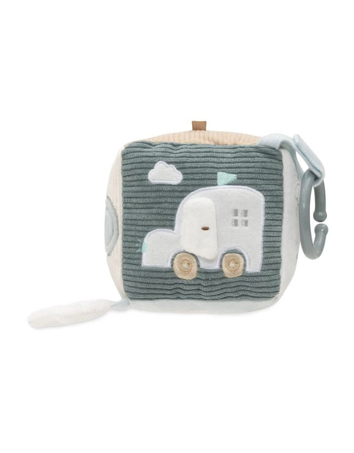 Jollein Aktivitäten-Würfel „On The Go“ – weicher Baby-Spielwürfel mit Schlüssel, Spiegel, Tankstellenmotiv und Ampel, Sea Green &amp; Biscuit, 10x10x10 cm, handwaschbar.