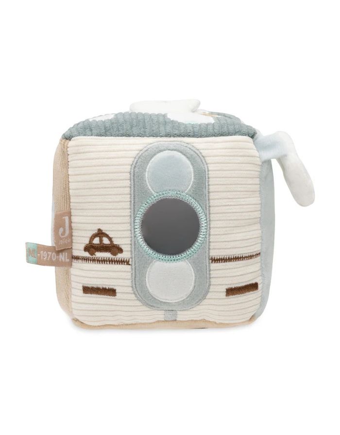 Jollein Aktivitäten-Würfel „On The Go“ – weicher Baby-Spielwürfel mit Schlüssel, Spiegel, Tankstellenmotiv und Ampel, Sea Green &amp; Biscuit, 10x10x10 cm, handwaschbar.