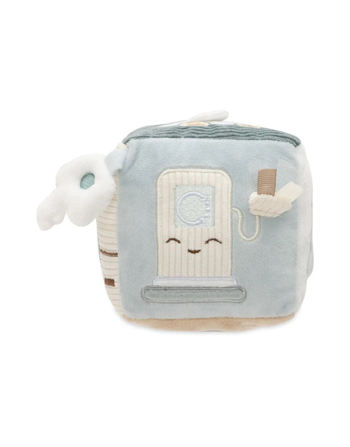 Jollein Aktivitäten-Würfel „On The Go“ – weicher Baby-Spielwürfel mit Schlüssel, Spiegel, Tankstellenmotiv und Ampel, Sea Green &amp; Biscuit, 10x10x10 cm, handwaschbar.