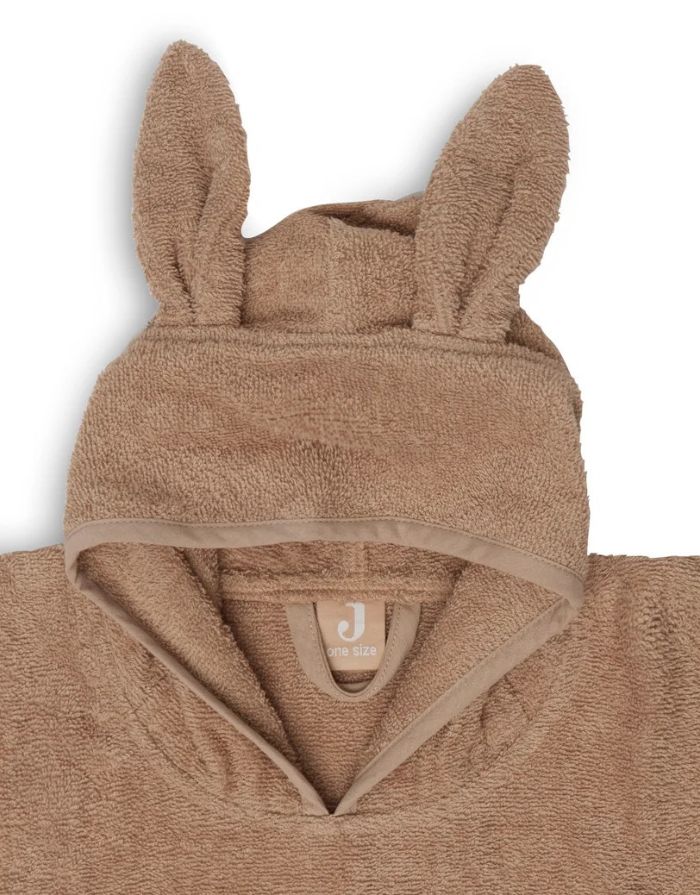 Jollein Badeponcho aus weichem Baumwollfrottee in der Farbe Biscuit mit Kapuze.