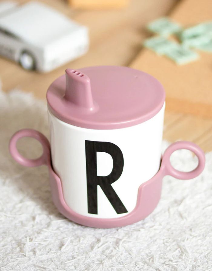 Design Letters Becherdeckel Blue für Ecozen Kinderbecher, BPA-frei mit sicherem Silikonring.