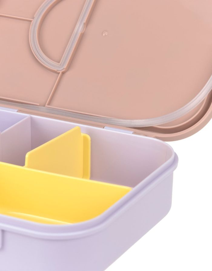 Bento Lunchbox von LÄSSIG in Rosa/Lila aus der Pattern Party Kollektion, mit Trennwänden, herausnehmbarem Einsatz und Silikondeckel – ideal für Kindergarten, Schule und Ausflüge.