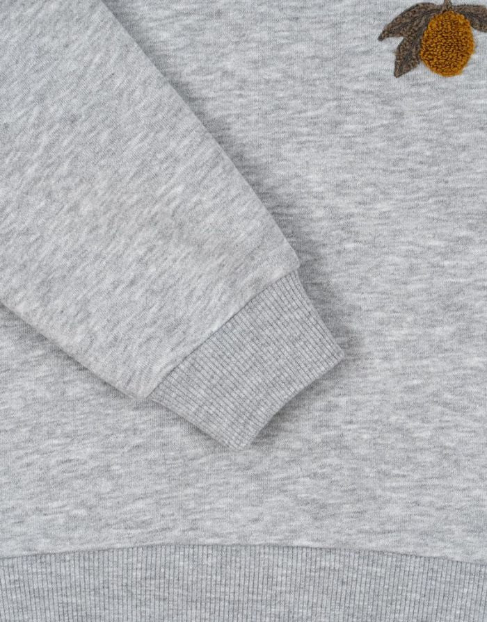 Grau-melangefarbene Lou Sweat Hood von Konges Sløjd mit lockerer Passform und Kapuze aus weicher Bio-Baumwolle.