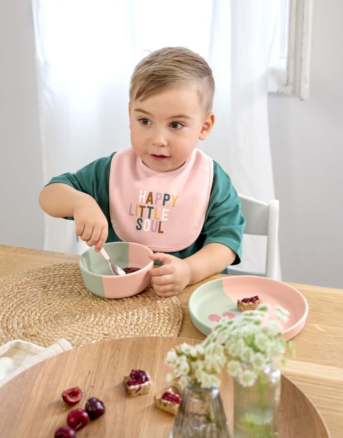 Rosa und grün Kinderschale aus Silikon mit Kirschmotiv, BPA-frei, bruchfest, mikrowellen- und spülmaschinengeeignet, geeignet für Babys ab 6 Monaten.