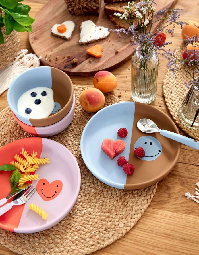 LÄSSIG Kinderteller Silikon Happy Rascals Heart, bruchfest, BPA-frei, flexibel, spülmaschinen- und mikrowellengeeignet, blau, ideal für Kinder ab 6 Monaten.