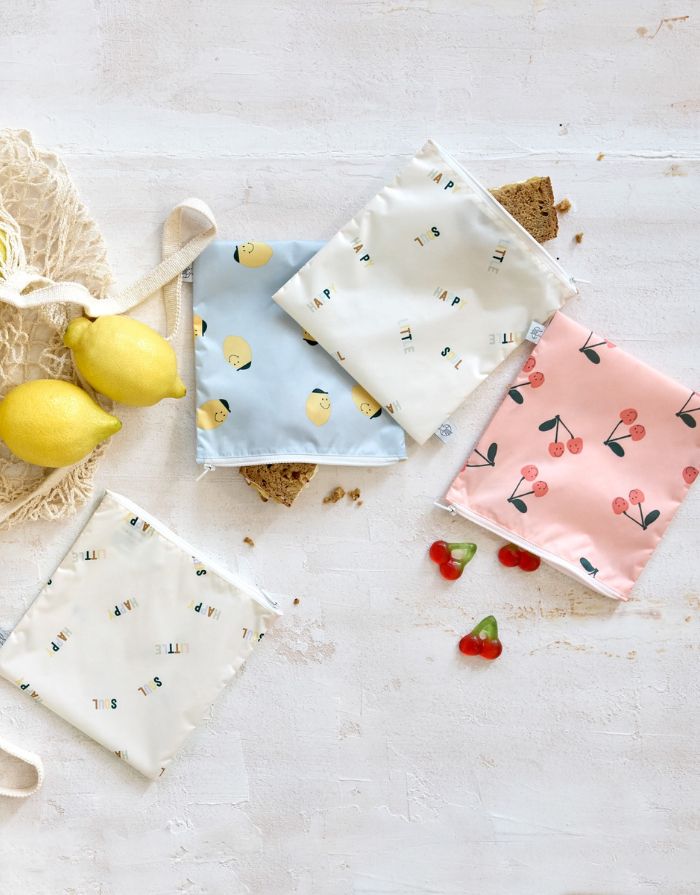 Wiederverwendbarer Frühstücksbeutel 2er Set für Kinder, Kirschen-Motiv, BPA-frei, wasserabweisend, 17 x 18 cm, Happy Fruits Kollektion von Lässig.