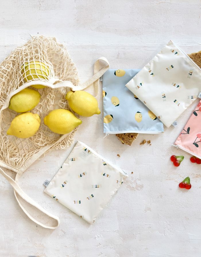 Wiederverwendbarer Frühstücksbeutel 2er Set für Kinder, Zitronen-Motiv, BPA-frei, wasserabweisend, 17 x 18 cm, Happy Fruits Kollektion von Lässig.
